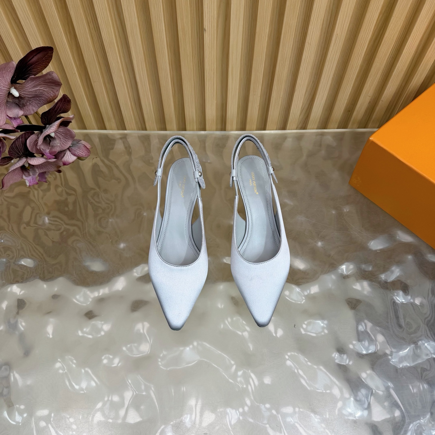 Women's high heels